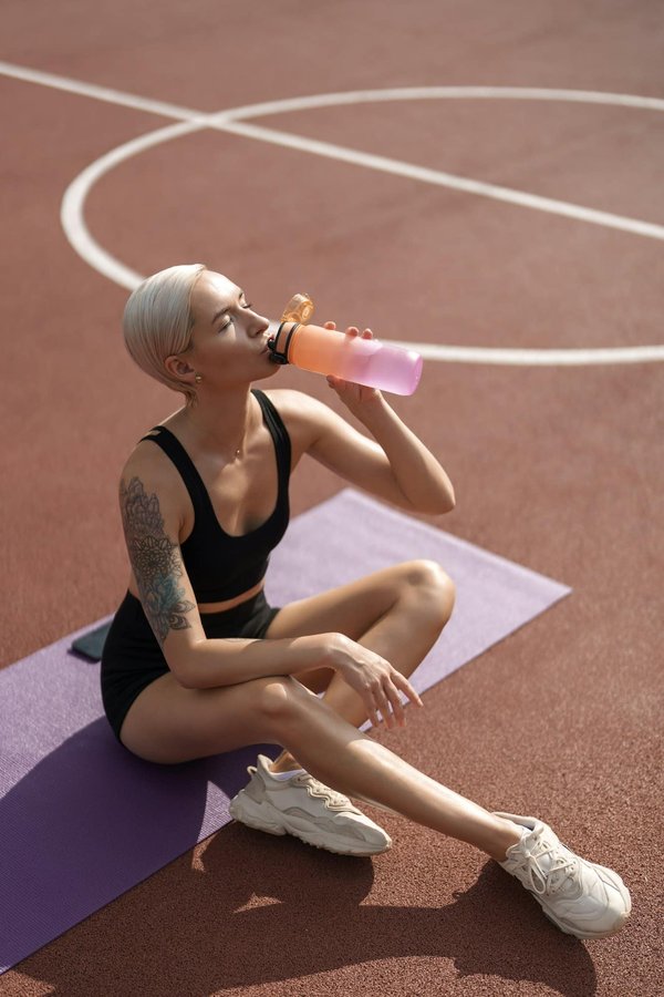 What's the Optimal Hydration Strategy for High-Intensity Tennis Matches?